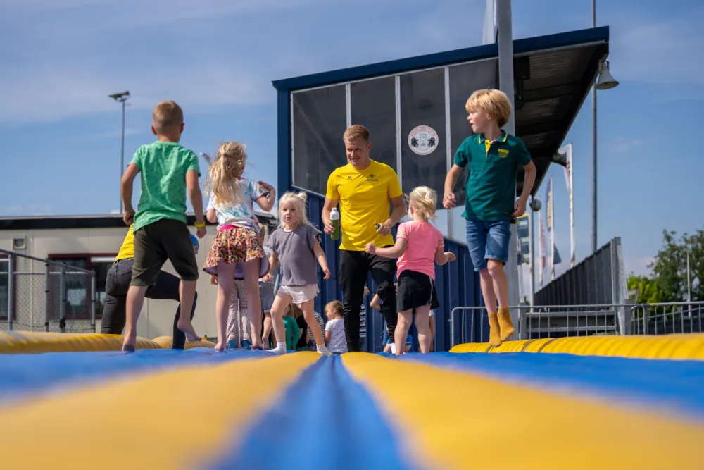 2022_06 - YellowBellies Montfoort Fotografie-9