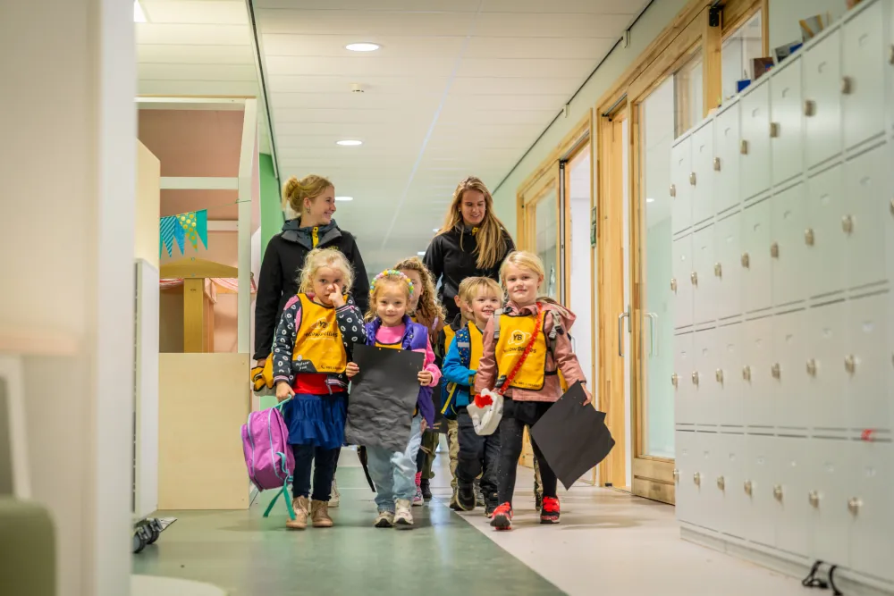 YellowBellies buitenspeelse kinderopvang ophalen kinderen