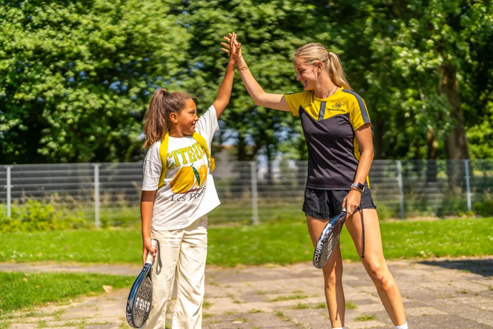 YellowBellies buitenspeelse kinderopvang BSO Woerden buitenschoolse opvang Woerden naschoolse opvang Woerden sport BSO gezonde BSO Woerden