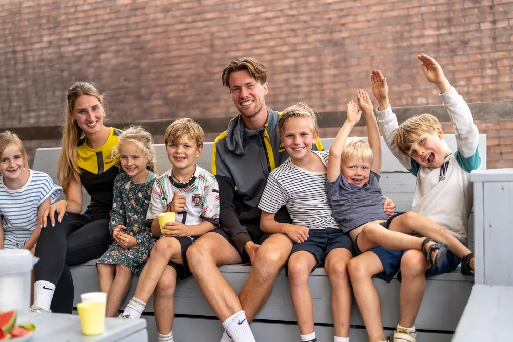 YellowBellies buitenspeelse kinderopvang BSO Linschoten buitenschoolse opvang Linschoten gezonde BSO sport BSO