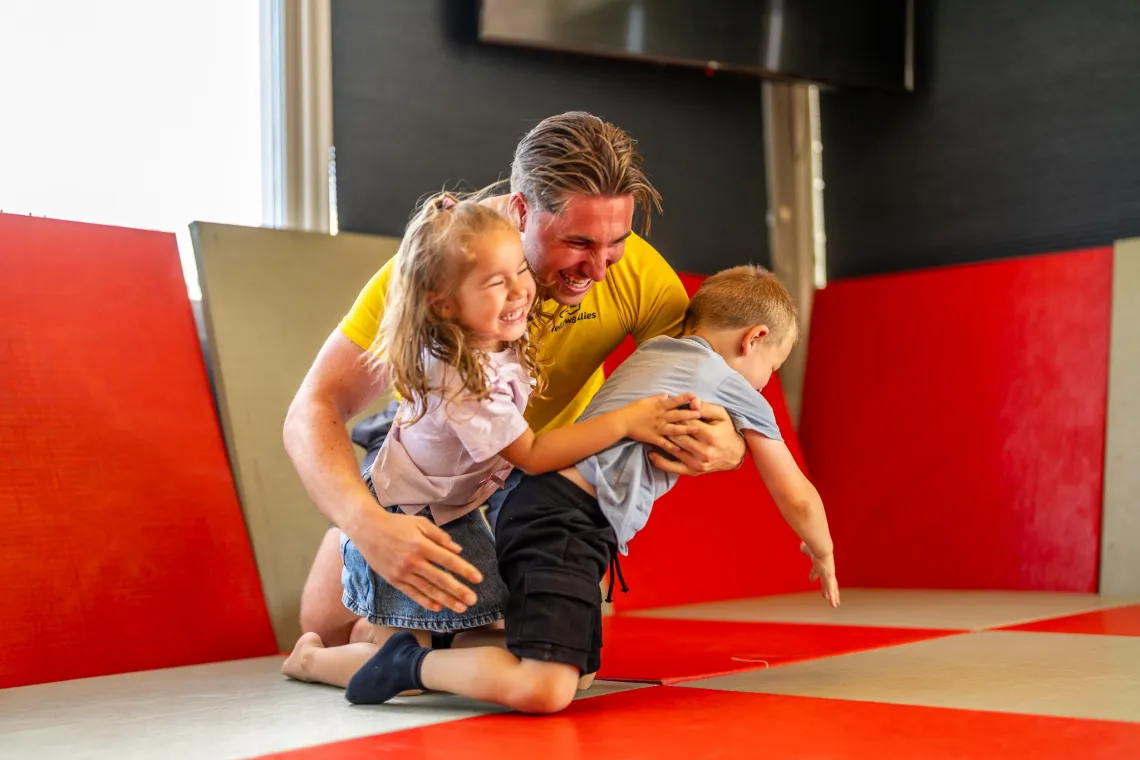 YellowBellies buitenspeelse kinderopvang BSO Woerden buitenschoolse opvang Woerden naschoolse opvang Woerden sport BSO gezonde BSO Woerden