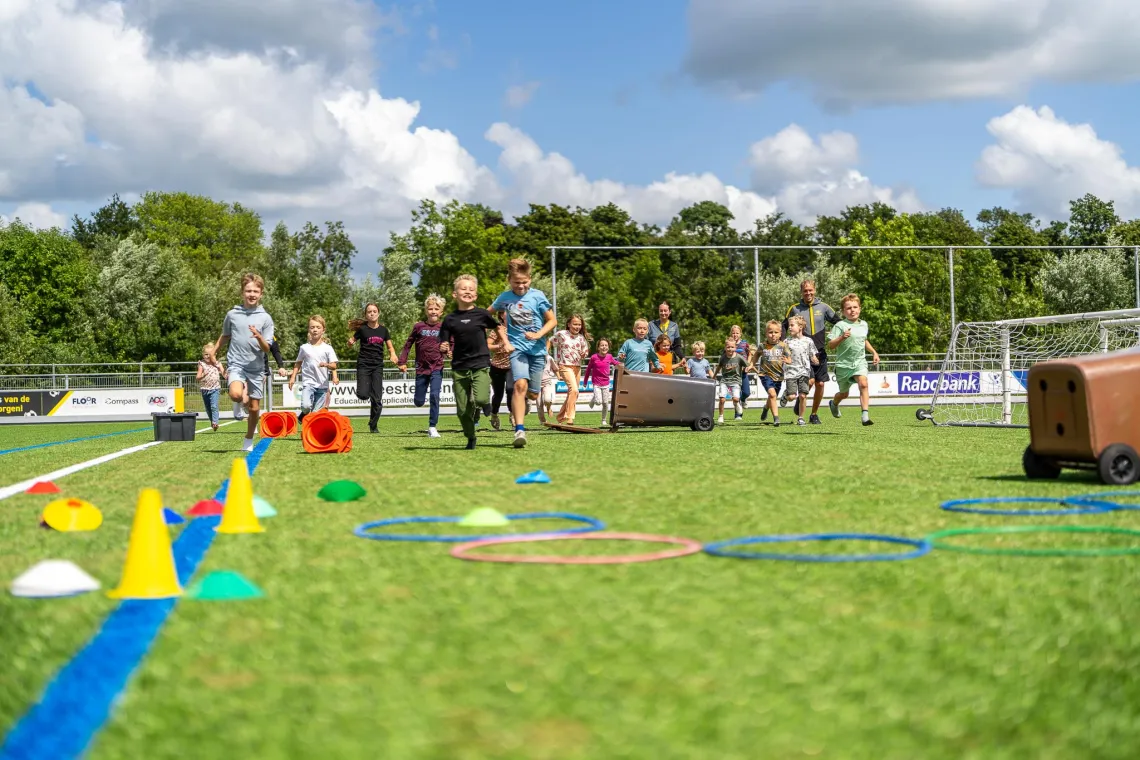 YellowBellies buitenspeelse kinderopvang Haastrecht BSO Haastrecht naschoolse opvang Haastrecht buitenschoolse opvang Haastrecht gezonde BSO Sport BSO