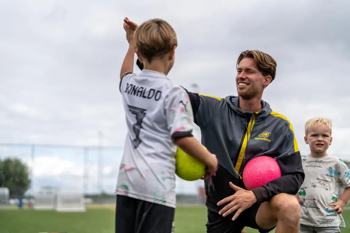 YellowBellies buitenspeelse kinderopvang BSO Linschoten buitenschoolse opvang Linschoten gezonde BSO sport BSO