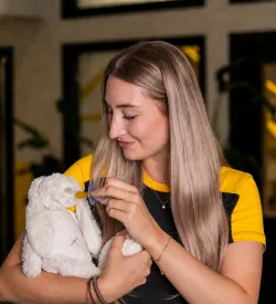 Laura V 2