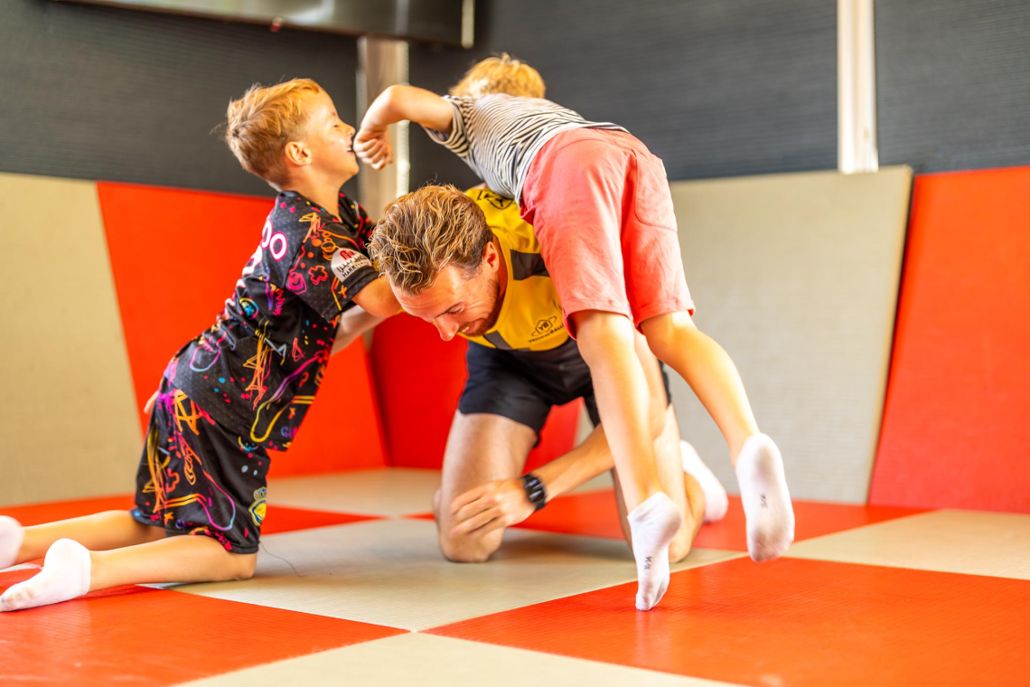 YellowBellies buitenspeelse kinderopvang BSO Woerden buitenschoolse opvang Woerden naschoolse opvang Woerden sport BSO gezonde BSO Woerden